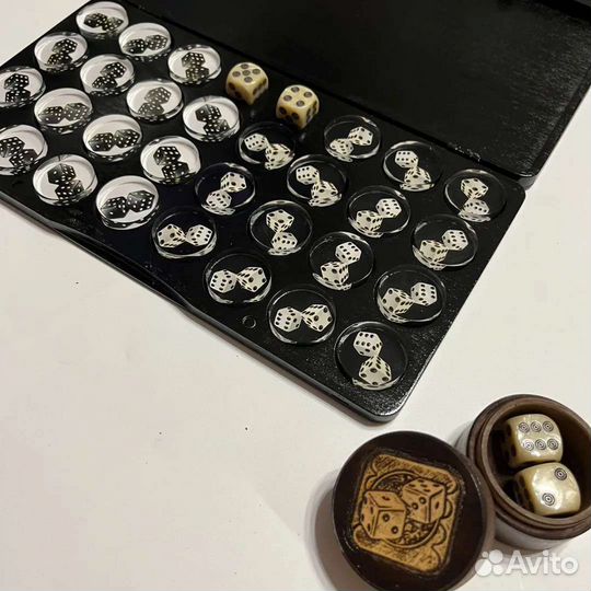 Фишки для нард из оргстекла