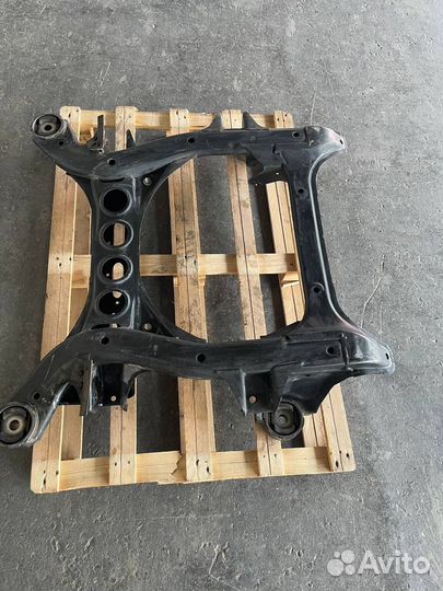 Подрамник передний Porsche Cayenne 958 Touareg NF