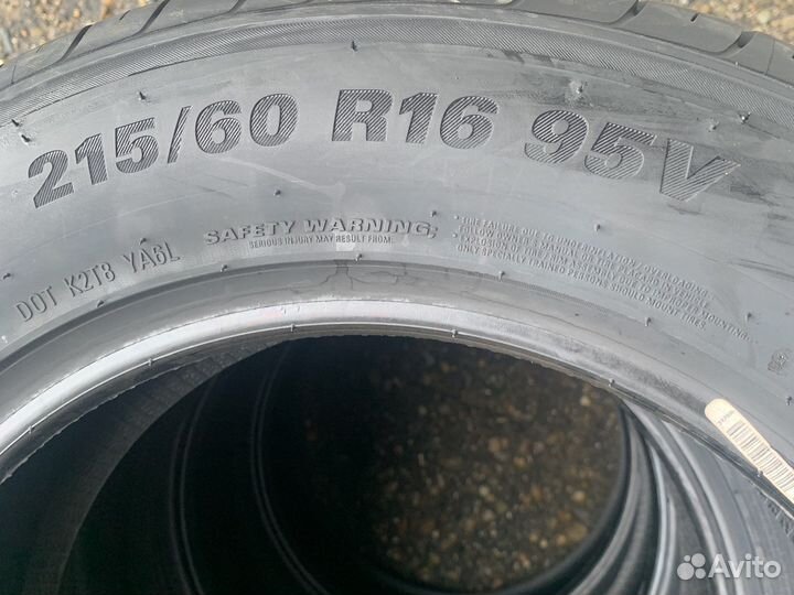Kumho Ecowing ES01 KH27 215/60 R16 95V