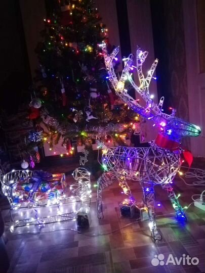 Олень новогодний светодиодный