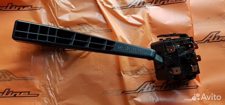 Переключатель стеклоочистителя 2108 правый новый