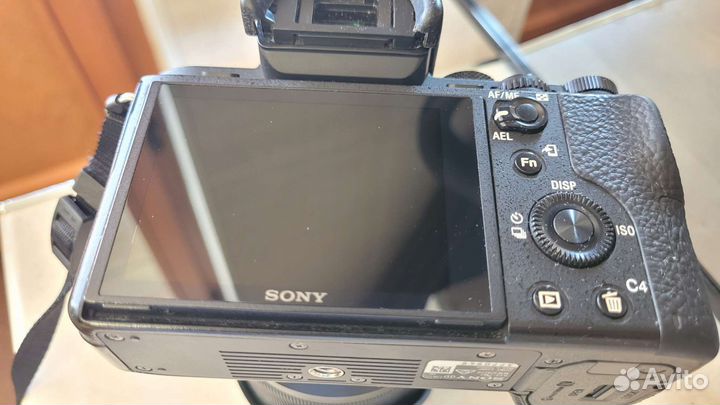 Фотоаппарат Sony Alpha ilce-7M2