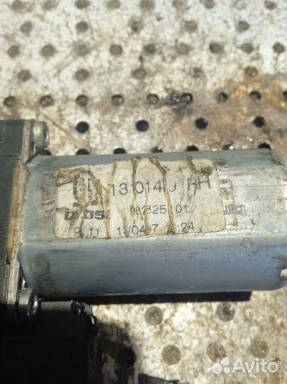 Мотор стеклоподъемника Opel Astra H