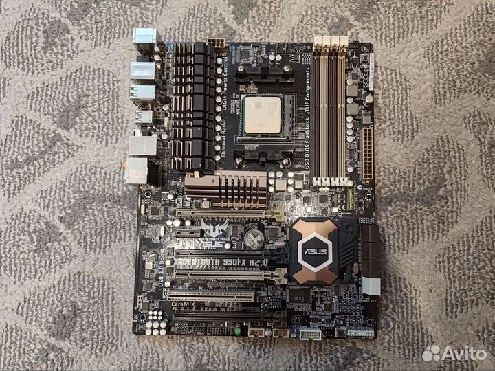 Материнская плата AM3+ asus sabertooth 990fx r2.0