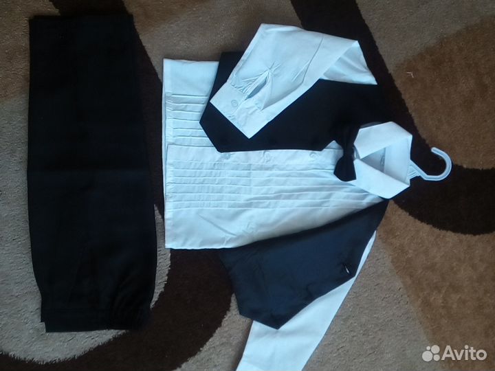 Костюмы для мальчиков двойняшек