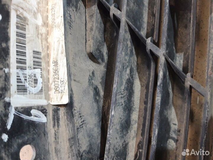 Заглушка противотуманной фары передняя правая