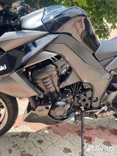 Kawasaki Z1000 2012г