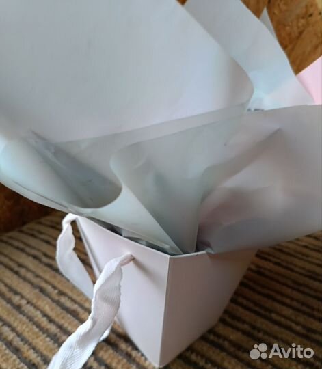 Букет из бабочек в коробке