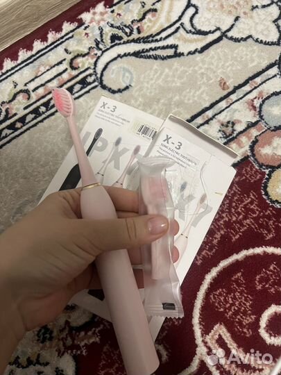 Электронная зубная щетка