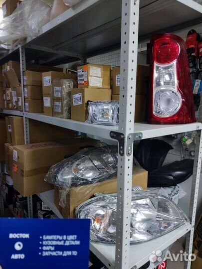 Фонарь задний geely Emgrand правый