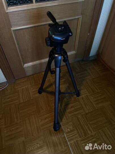 Штатив hama Star-64 (04464)