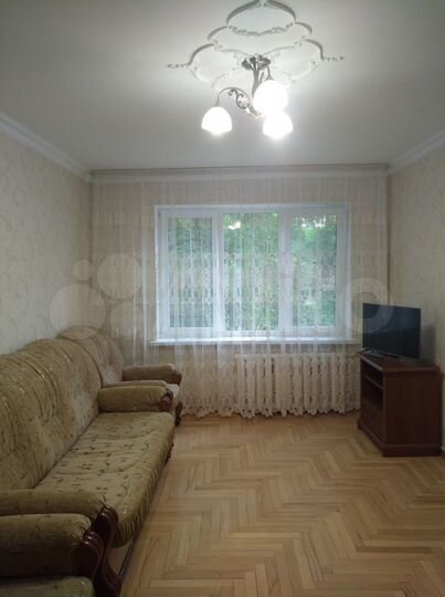 3-к. квартира, 56 м², 3/5 эт.