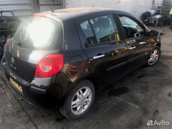 Разбор на запчасти Renault Clio