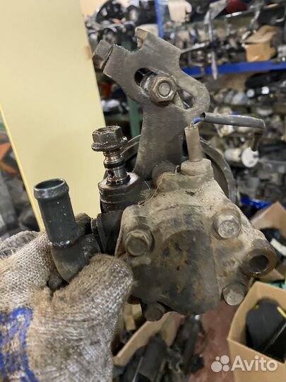 Насос гидроусилителя Kia Avella 1997-1999