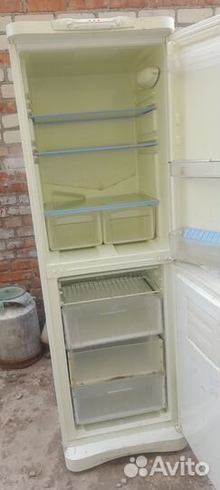 Холодильная Indesit