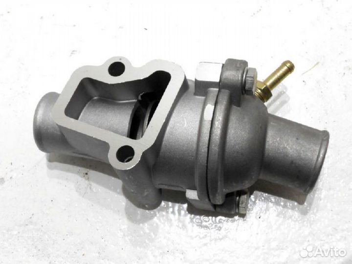 Термостат с корпусом