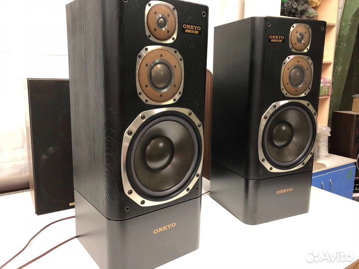 Акустика Onkyo monitor 2001