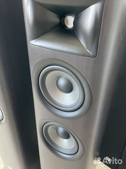 Напольная акустика JBL Studio 680
