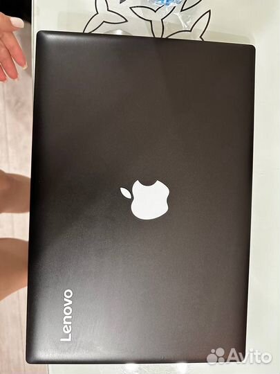 Ноутбук lenovo