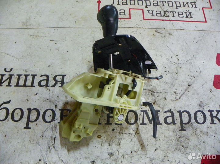 Селектор АКПП салонный Hyundai Tucson I (2004—2011