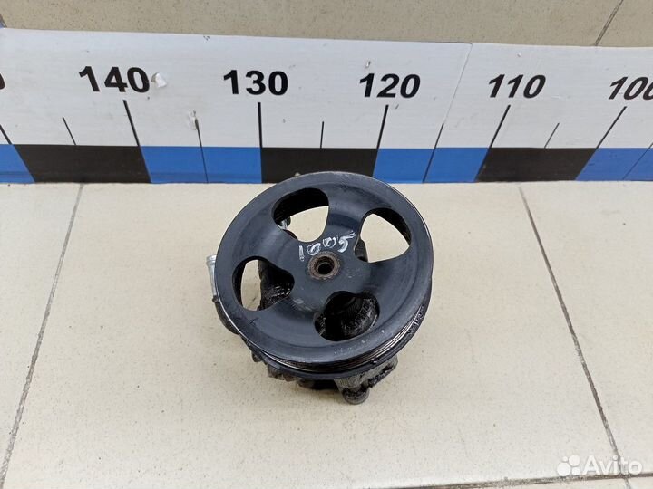 Насос гидроусилителя Avensis II 2003-2008