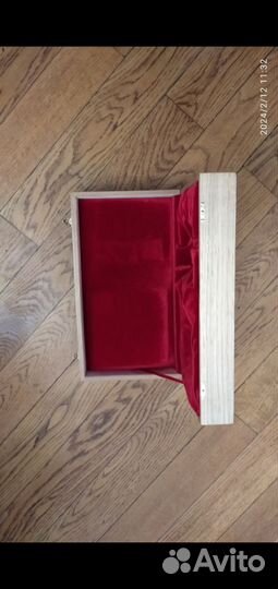 Коробка подарочная