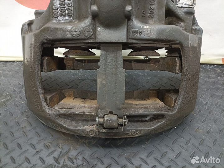 Суппорт передний левый Daf XF105