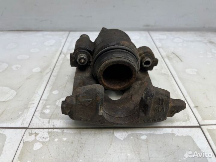 Суппорт передний левый Seat Toledo 1L2 ADZ 1996