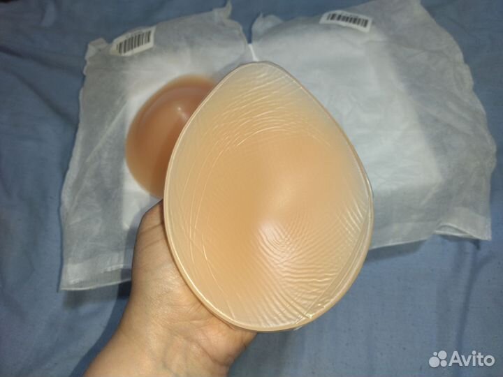 Протез молочной железы