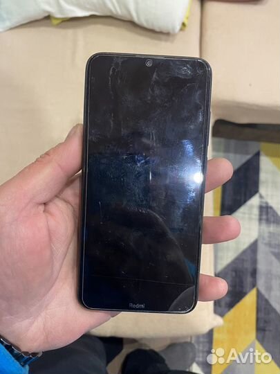 Xiaomi Redmi 8, 3/32 ГБ