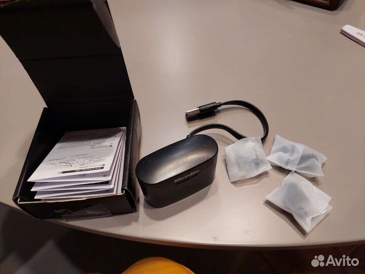 Bluetooth наушники с микрофоном