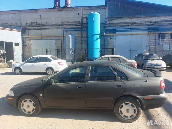 Volvo S40 1.9 МТ, 2002, 220 000 км