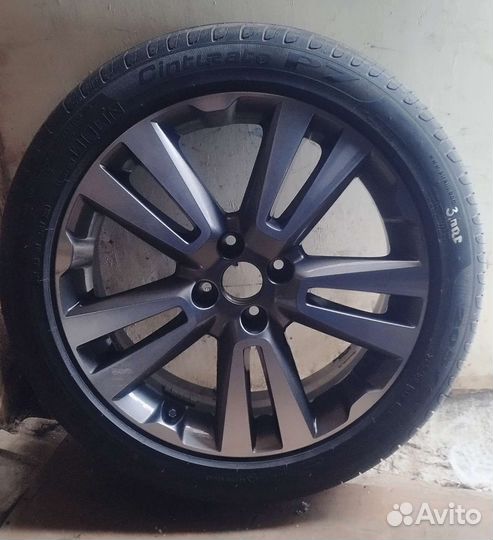 Комплект заводских колёс Vesta Cross R 17