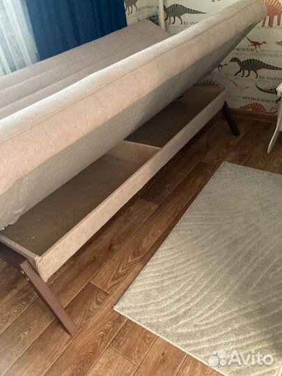 Диван тахта софа бу