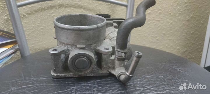 Дроссельная заслонка на Рено Логан,Сандеро,Меган