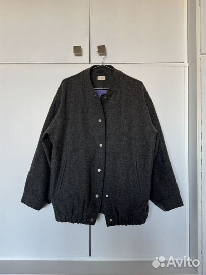 Шерстяной бомбер 