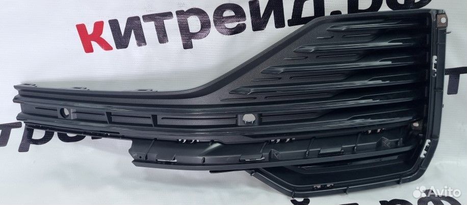 Решётка переднего бампера левая Geely Monjaro