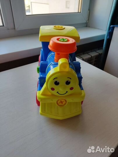 Детская игрушка Паровозик