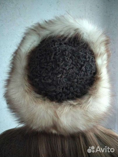 Шапка, натуральный мех песец. 58 р-р
