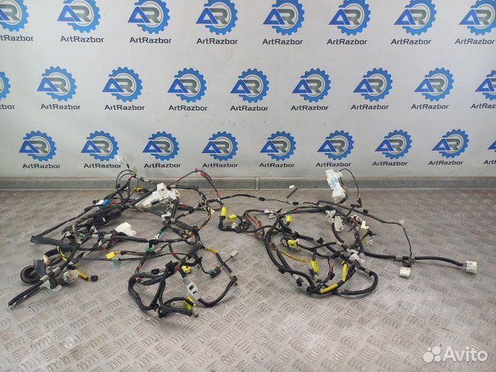 Проводка (коса) салонная Toyota Auris 1 E15 1.6