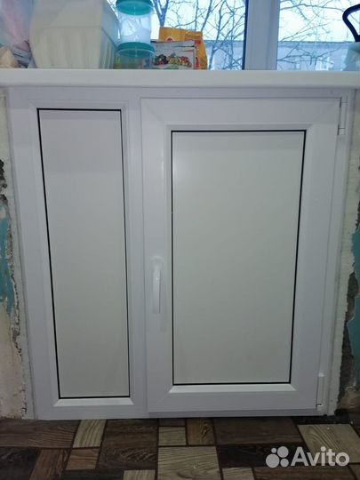 Пластиковый холодильник под окно (поворотный)