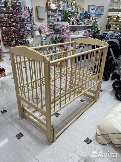 Кроватка детская бук новая