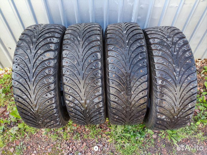 Goodyear UltraGrip Extreme 205/65 R15