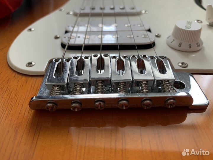 Электрогитара Fender Squier с комбиком