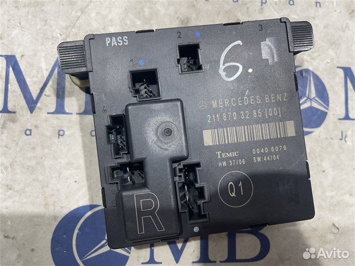 Блок управления двери задний правый Mercedes-Benz