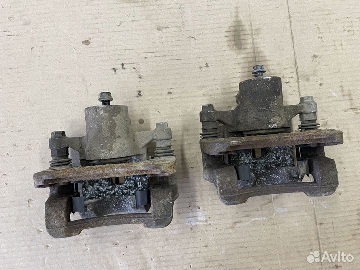 Суппорты 2wd задние Киа Спортейдж 3, ix35