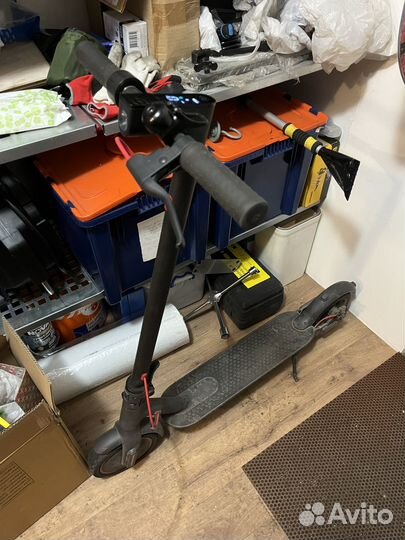 Электросамокат xiaomi m365 pro