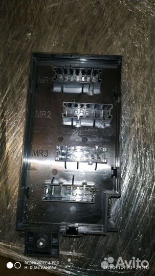 Блок предохранителей Мерседес w164 GL ML