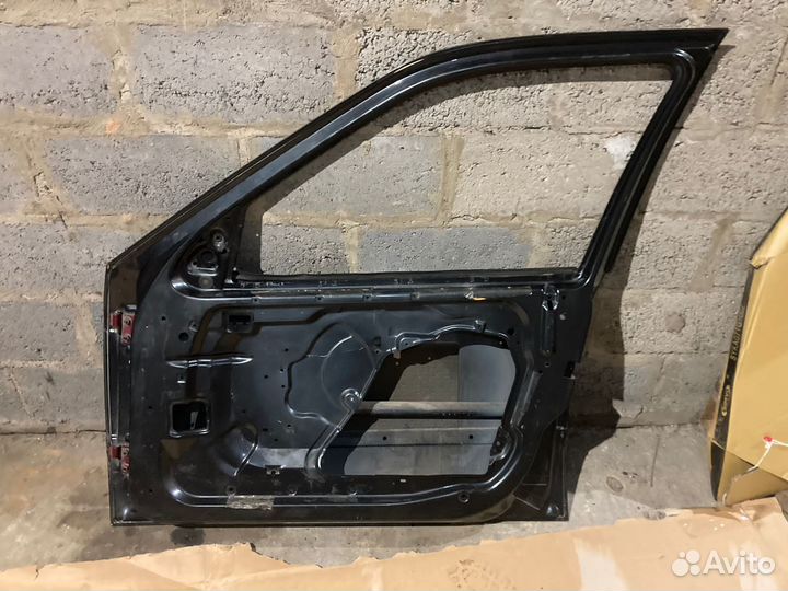 Дверь передняя правая bmw e36 седан