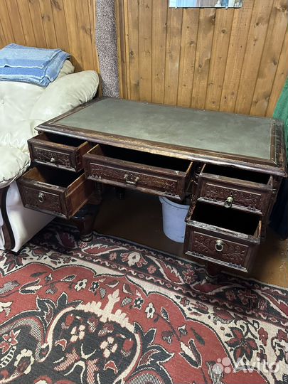 Стол старинный